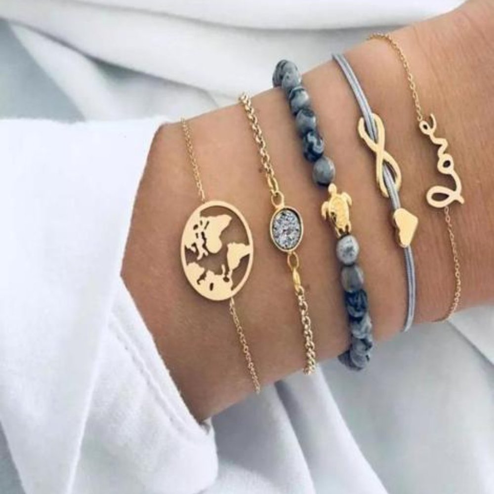 Winter Sale❄️ Tortoise Charm Bracelet Set